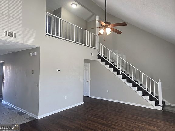 5th image of 230 Lanier Dr #289