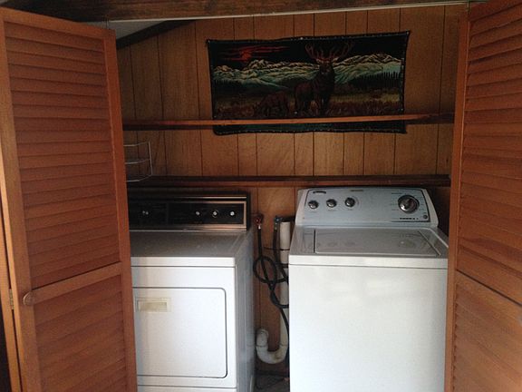 3rd image of 133 S Shore Rd