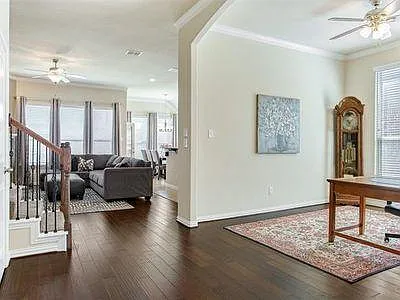 1816 Woodlawn Trl — Photo 5