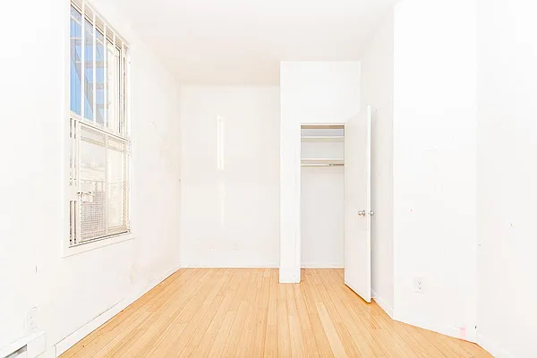 Rented by MySpaceNYC | media 32