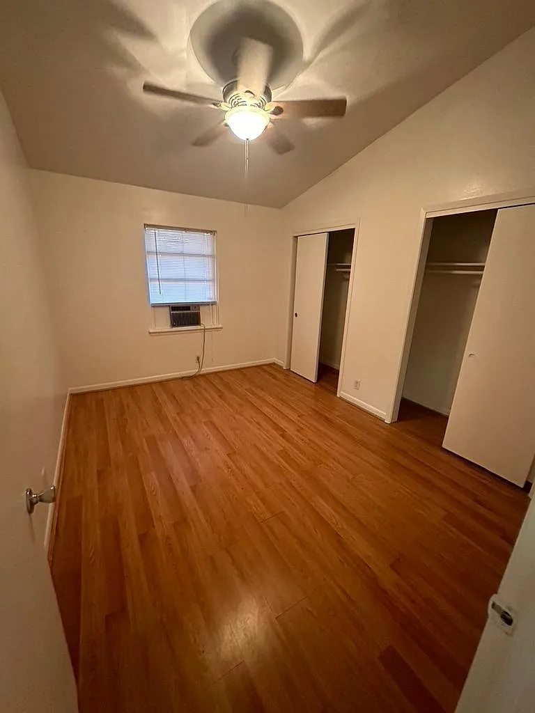 1 bed, 700 sqft, $995 — Photo 4