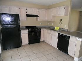 3rd image of 304 Avenue M