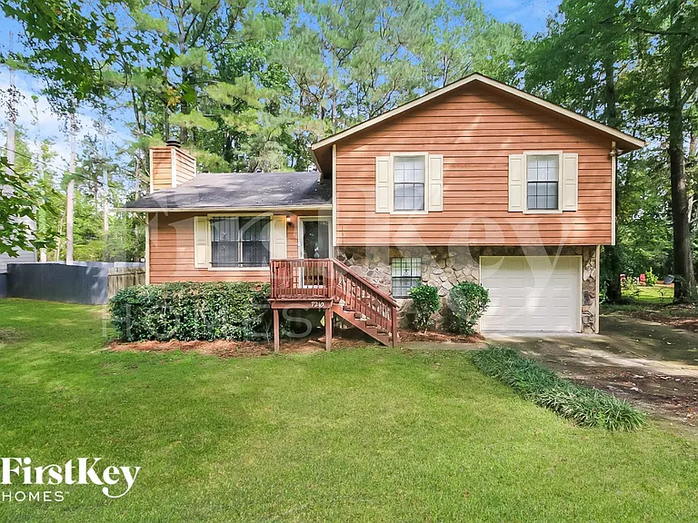 7210 Buck Creek Dr — Photo 2