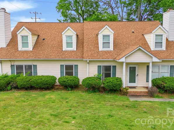 701 Jerilyn Dr, Charlotte, NC 28212