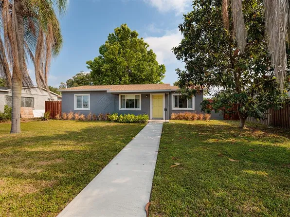 821 40th Ave NE, Saint Petersburg, FL 33703