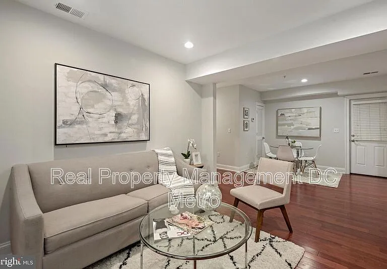 3925 Fulton St NW #2 — Photo 6