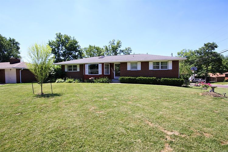 1st image of 2318 Primrose Dr