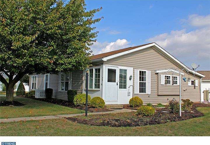 1st image of 70 Westview Ter