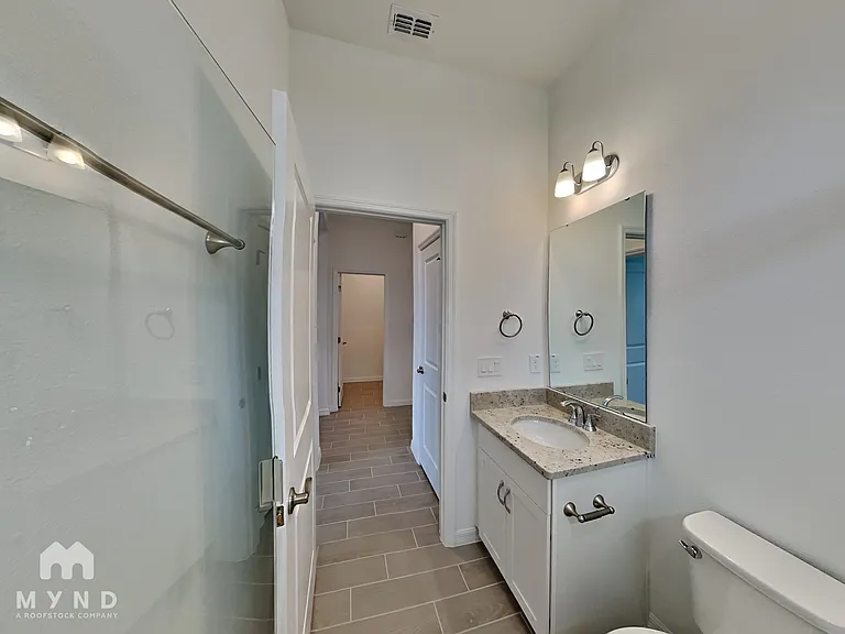 762 Middleton St — Photo 19