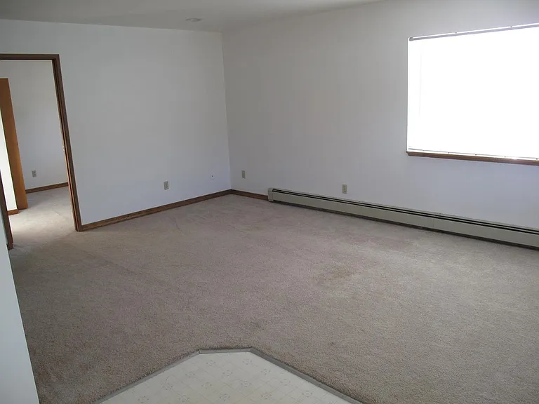 1514 Lynden Way #B — Photo 7