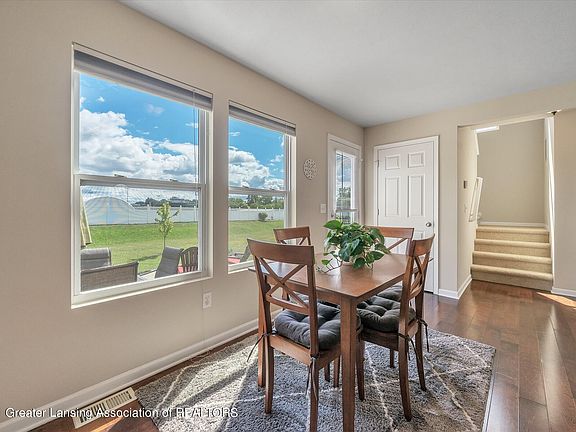 3rd image of 500 Nantucket Dr