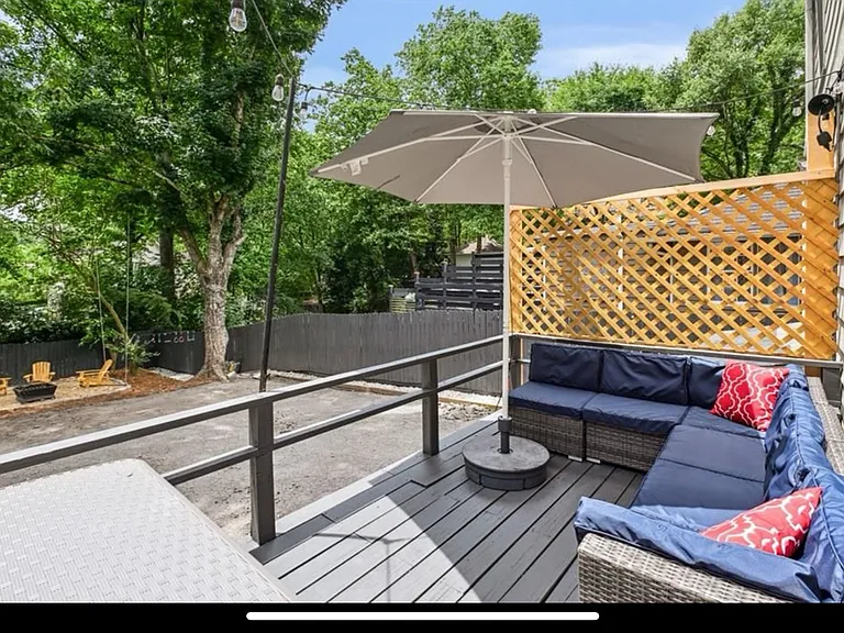 205 Lindbergh Dr NE — Photo 42