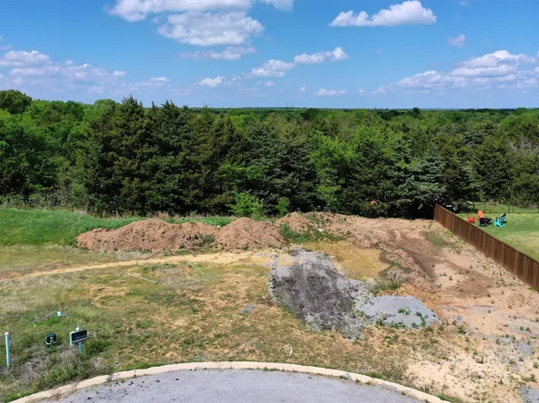 380 Whispering Meadow Blvd, Pottsboro, TX 75076