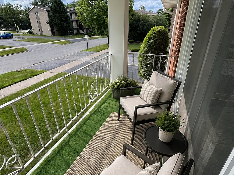 12818 Carriage Ln #2SE — Photo 5