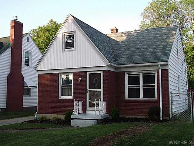 1st image of 21 Edgewood Ave