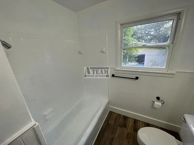 505 Highland Dr — Photo 15