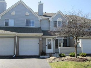 2800 Autumnwood Ln, Minnetonka, MN 55305