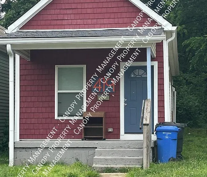 419 E 5th St — Photo 1