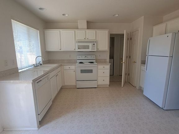 2nd image of 215 NE Danbury Ave