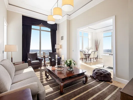 Sold by Sotheby's International Realty | media 29