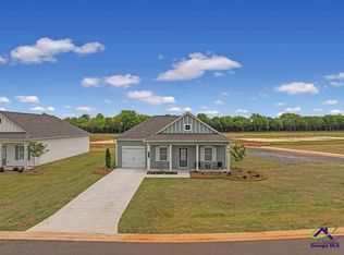 827 Trenton Dr, Warner Robins, GA 31093