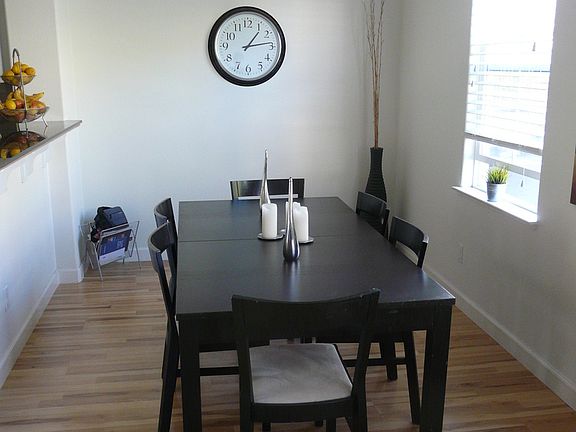 5th image of 729 Batista Dr