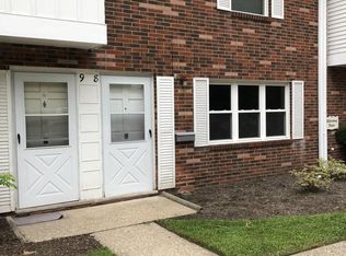 762 Mentor Ave APT 8, Painesville, OH 44077