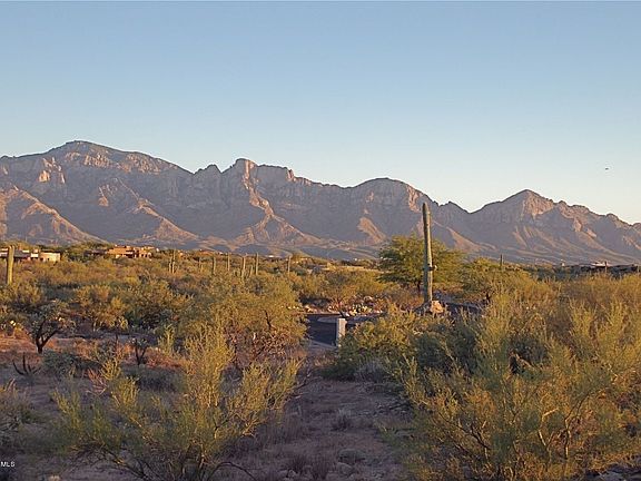 2nd image of 264 E Dusty View Dr