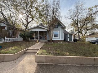 224 W Hull St APT B, Denison, TX 75020