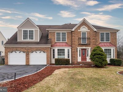 2067 Woodford Rd, Vienna, VA, 22182