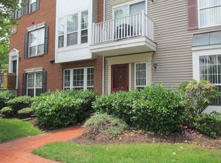 24 Cypress St, Jersey City, NJ 07305
