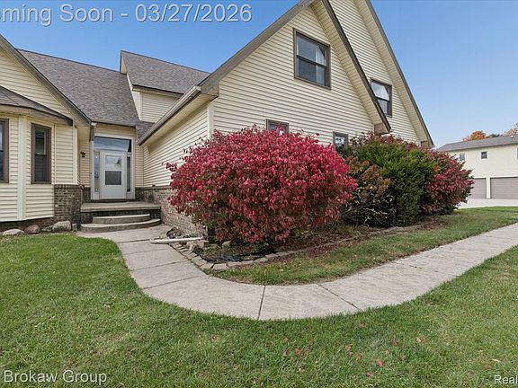5th image of 9028 Gale Rd