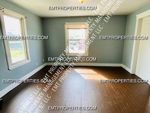 5th image of 2393 Elyria Ave #2