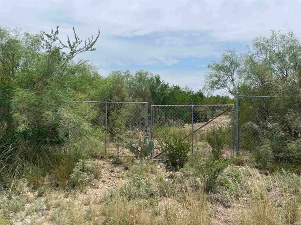 125 Camino Guanajuato, Laredo, TX 78043