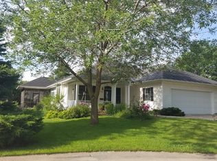 1009 E Jefferson St, Washington, IA 52353