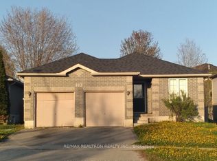 323 Johnson St, Barrie, ON L4M7A2