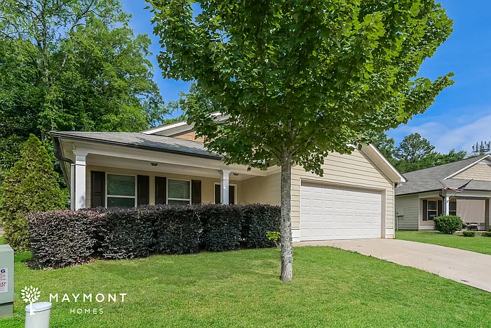 165 Rockingham Dr — Photo 3