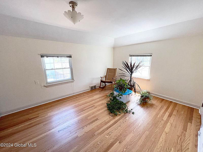 5th image of 151 Brevator Street
