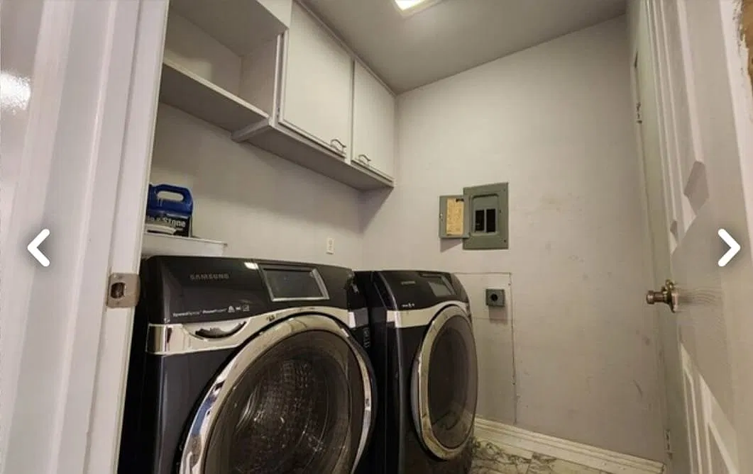 Condominium — Photo 3