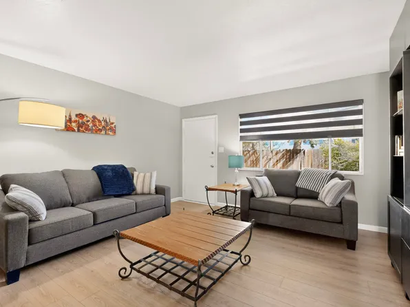 4707 Marquette Ave NE, Albuquerque, NM 87108
