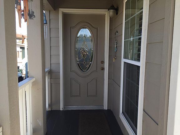 3rd image of 413 Chateau La Salle Dr