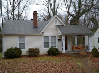 1123 Kenwood St, Winston Salem, NC 27103