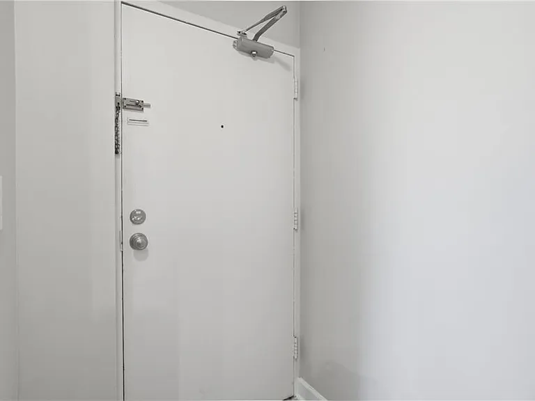2285 Peachtree Rd NE #709 — Photo 3