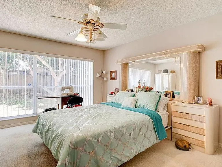 10709 Cherry Oak Cir #1 — Photo 16
