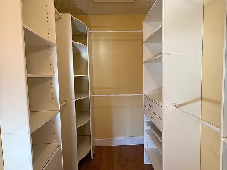 2908 Barrington Ter — Photo 10