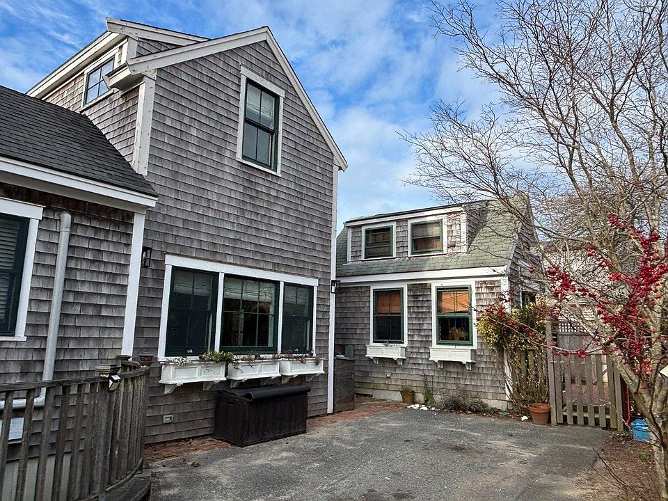 1st image of 15 Point Judith Ln