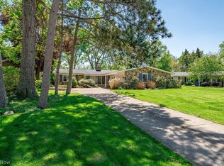 30525 Ednil Dr, Bay Village, OH 44140
