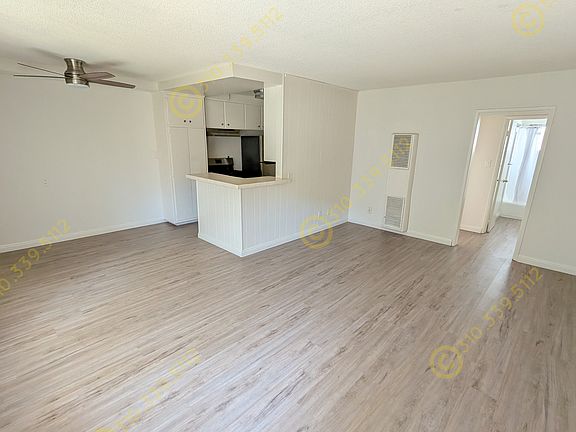 5th image of 1517 Beloit Ave #2