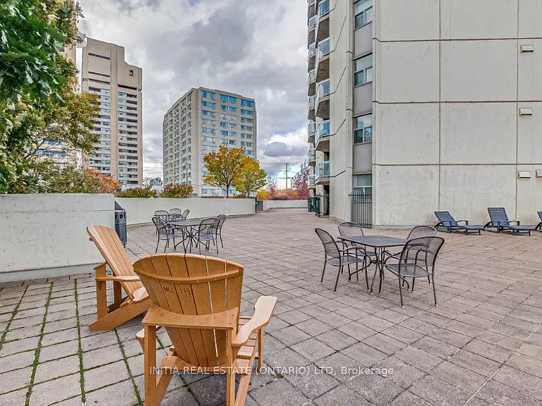 363 Colborne St #2404 — Photo 33