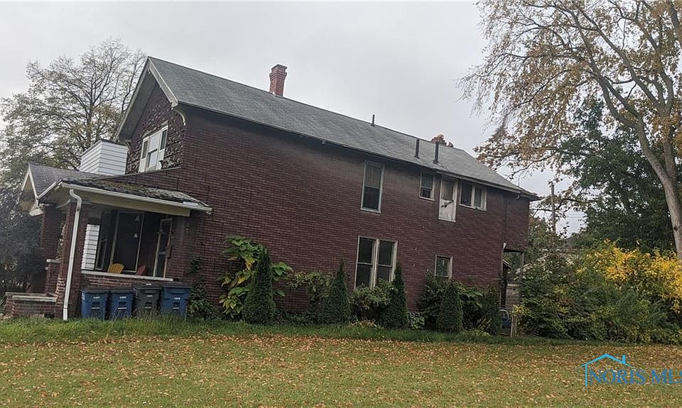 2nd image of 526 Langdon St